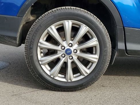 Used 2018 Ford Escape Titanium image 5