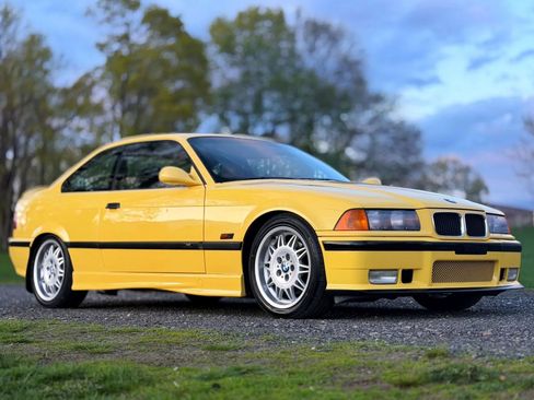 Used 1995 BMW M3 Coupe RWD image 18