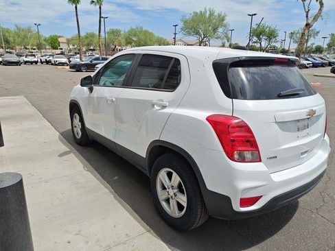 Used 2022 Chevrolet Trax LS w/ Tint and Cruise Package FWD image 21