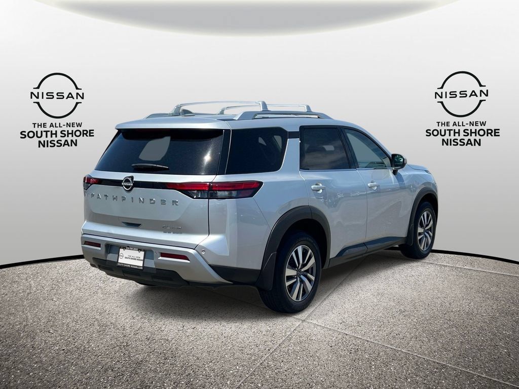 Used 2023 Nissan Pathfinder SL AWD/4WD image 6