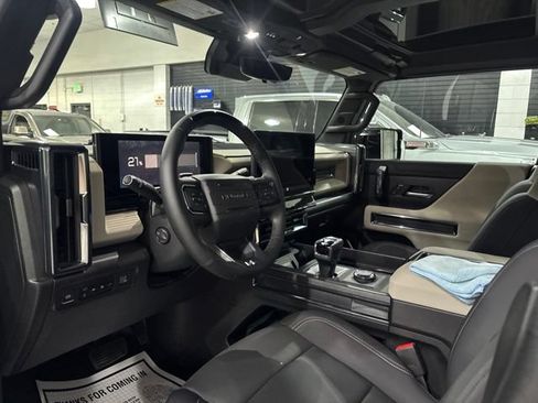 Used 2026 GMC Hummer EV SUV AWD/4WD image 10