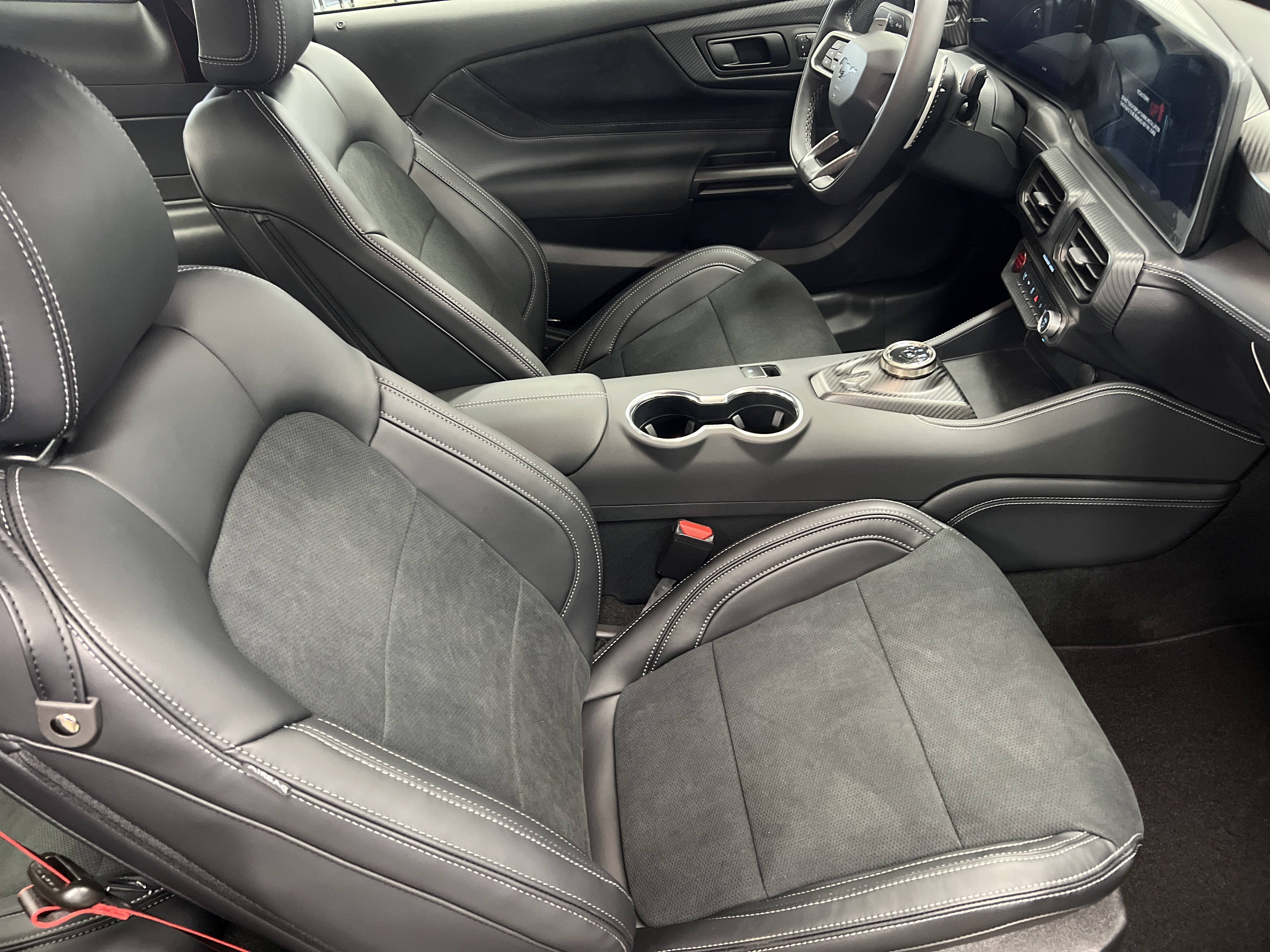 New 2026 Ford Mustang Dark Horse SC w/ Carbon Fiber Exterior Package RWD image 13