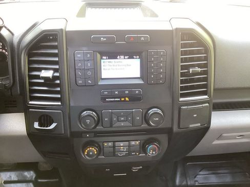Used 2018 Ford F150 XL w/ Equipment Group 101A Mid RWD image 39