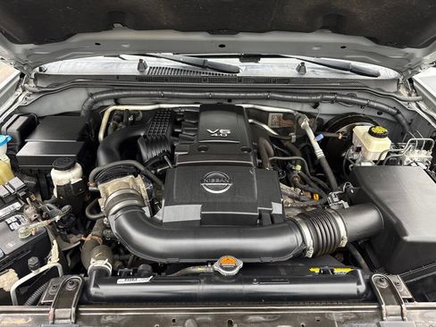 Used 2016 Nissan Frontier SV image 26