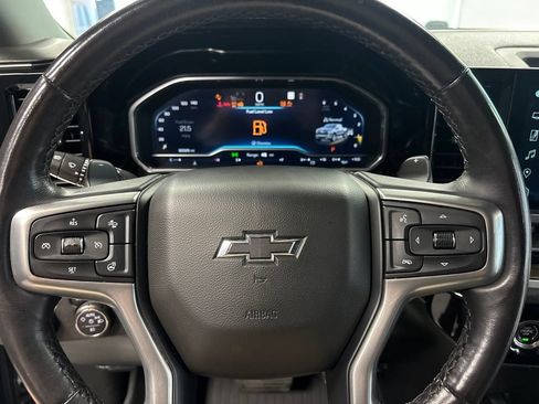 Used 2023 Chevrolet Silverado 1500 RST AWD/4WD image 16