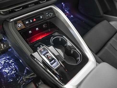 New 2025 Audi Q5 Premium Plus image 21