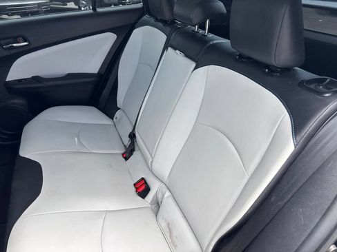 Used 2016 Toyota Prius Three Touring FWD image 12
