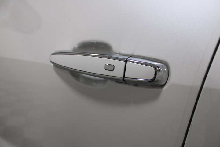 Used 2022 Chevrolet Blazer Premier w/ Enhanced Convenience Package AWD/4WD image 17