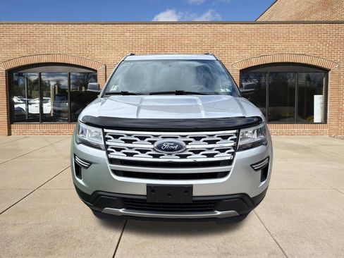 Used 2019 Ford Explorer XLT AWD/4WD image 8