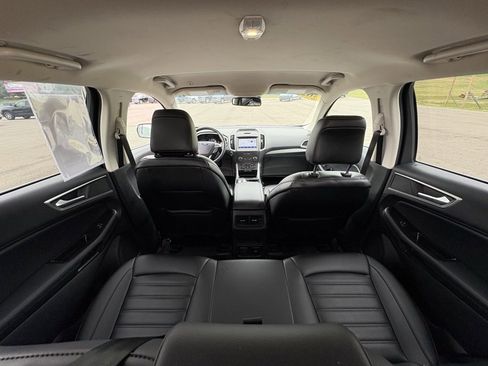 Used 2020 Ford Edge SEL w/ Convenience Package image 19