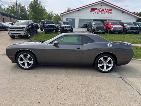 Used 2018 Dodge Challenger R/T w/ Sound Group RWD image 2