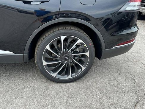 New 2025 Lincoln Aviator Reserve w/ Equipment Group 201A image 9