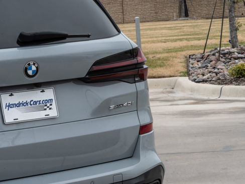 Certified 2024 BMW X5 sDrive40i w/ M Sport Package image 7