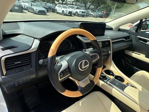 Used 2022 Lexus RX 350L FWD w/ Premium Package image 13