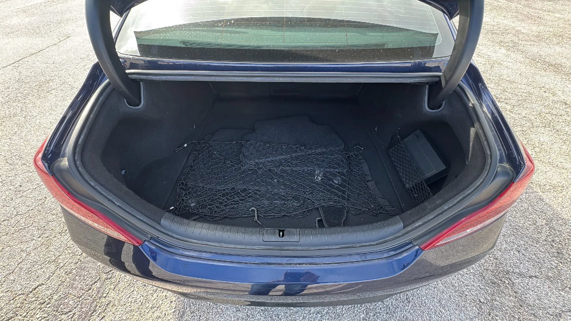 Used 2019 Genesis G70 2.0T Advanced AWD/4WD image 24