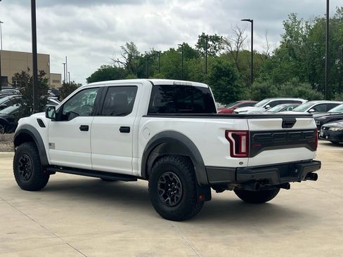 Used 2018 Ford F150 Raptor w/ Equipment Group 801A Mid image 11