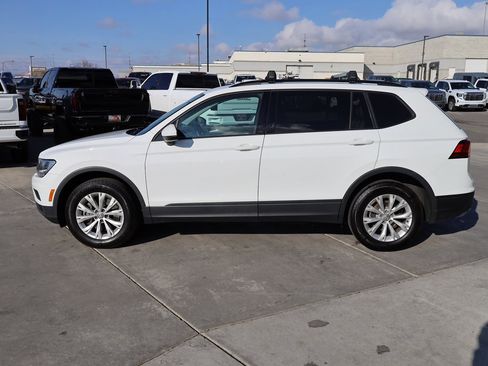 Used 2020 Volkswagen Tiguan S image 3