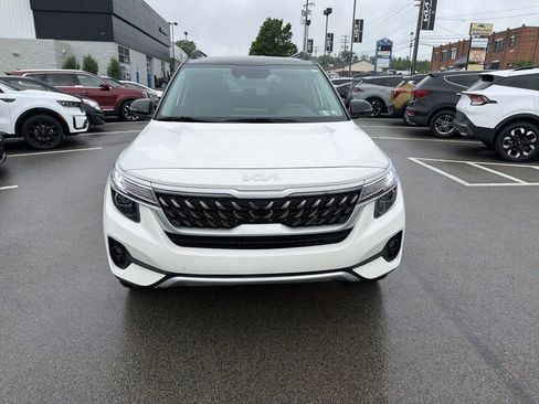 Certified 2022 Kia Seltos Nightfall Edition AWD/4WD image 2