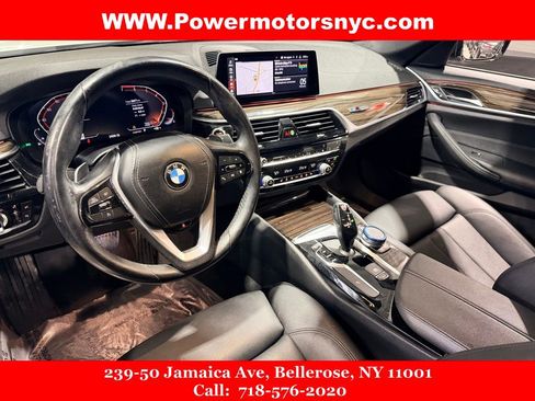 Used 2020 BMW 530i xDrive w/ Convenience Package AWD/4WD image 12