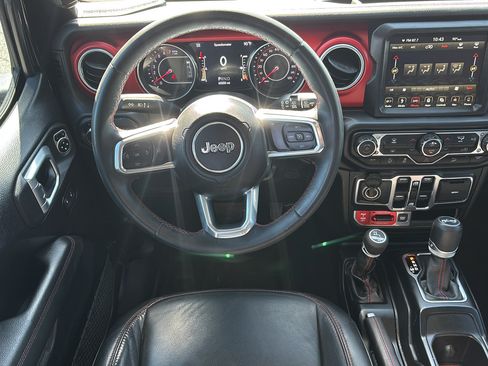 Used 2019 Jeep Wrangler Unlimited Rubicon AWD/4WD image 17