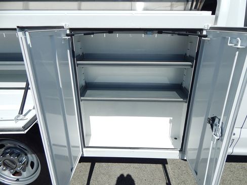 Used 2020 Ford F350 XL w/ Power Equipment Group image 17