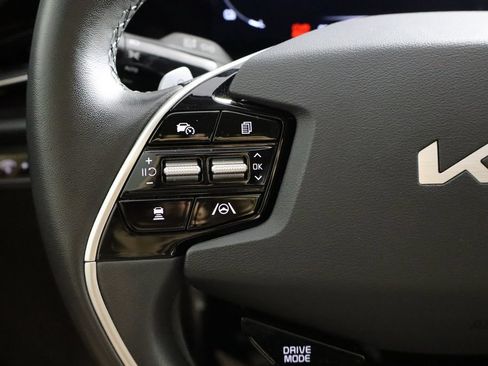 Used 2024 Kia Niro Wind FWD image 8