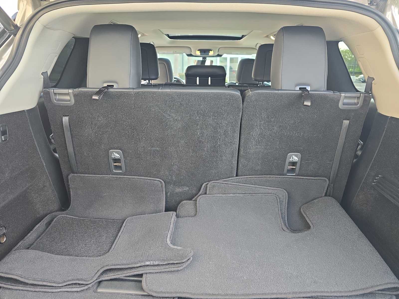 Used 2023 INFINITI QX60 Luxe w/ Performance Audio Package FWD image 25