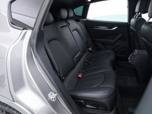 Certified 2022 Maserati Levante GT AWD/4WD image 15