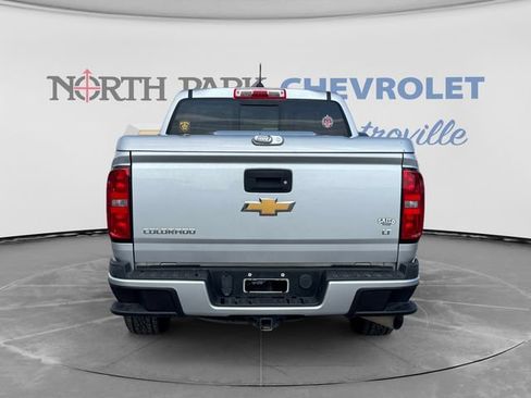 Used 2016 Chevrolet Colorado LT w/ LT Convenience Package RWD image 6