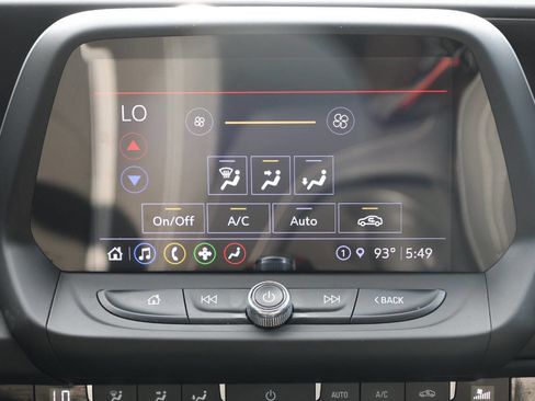 Used 2022 Chevrolet Camaro LT w/ Technology Package image 18