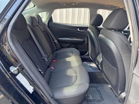 Used 2020 Kia Optima LX FWD image 30