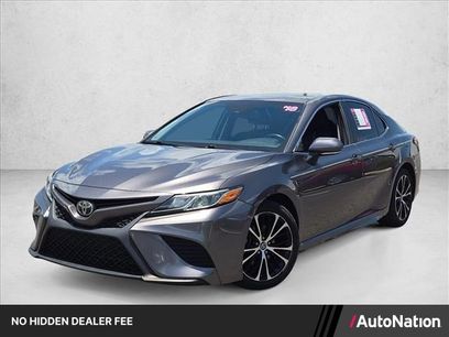 Used 2018 Toyota Camry SE w/ Moonroof Package