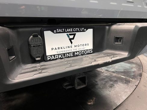 Used 2024 Nissan Frontier PRO-4X w/ Off-Road Protection Package image 25