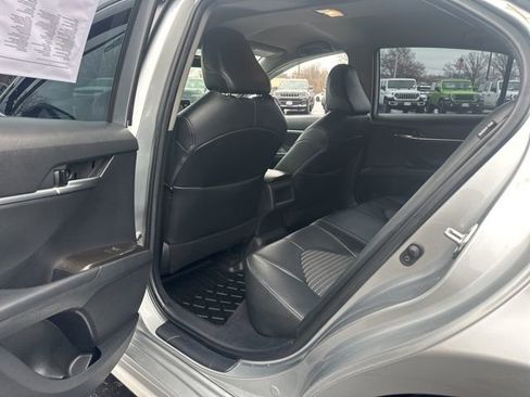 Used 2021 Toyota Camry SE image 21