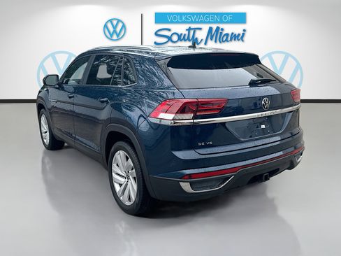 Used 2021 Volkswagen Atlas Cross Sport SE FWD image 5