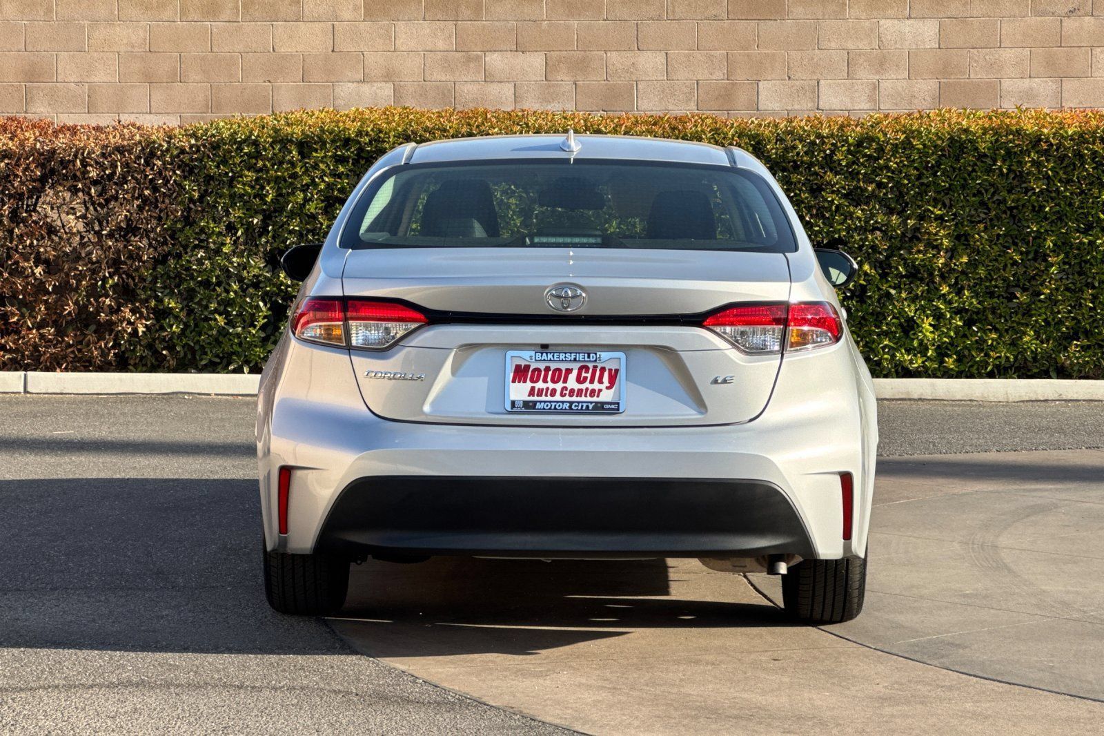 Used 2026 Toyota Corolla LE FWD image 5