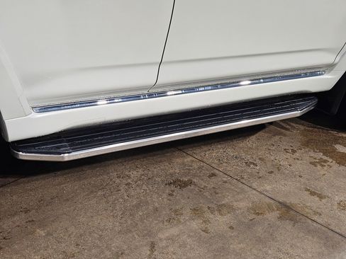 Used 2021 Toyota 4Runner Limited RWD image 39