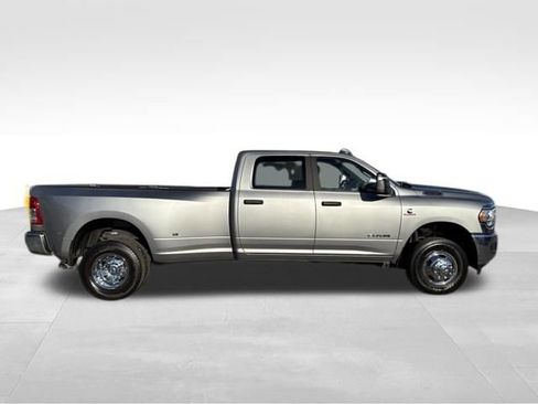 Used 2024 RAM 3500 Big Horn image 8