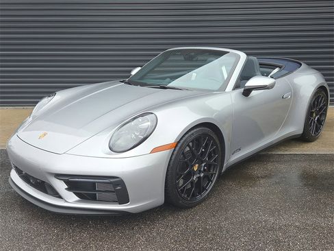 Used 2024 Porsche 911 Carrera 4 GTS image 6