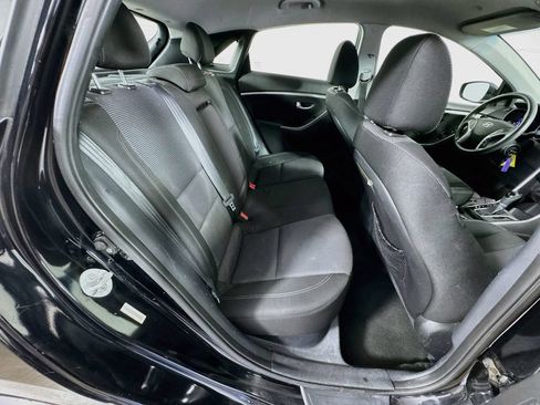 Used 2013 Hyundai Elantra GT FWD image 30