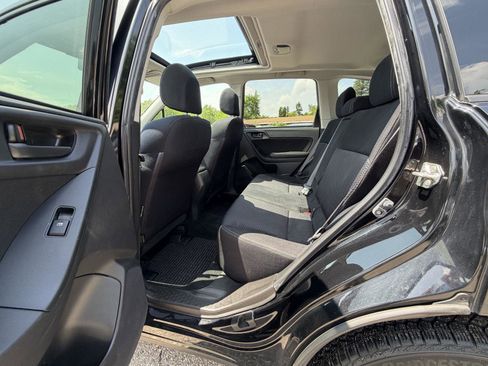 Used 2016 Subaru Forester 2.5i Premium AWD/4WD image 22