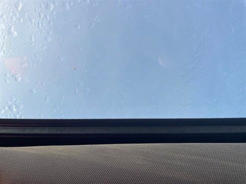 Used 2018 GMC Yukon XL SLT w/ Premium Edition image 34