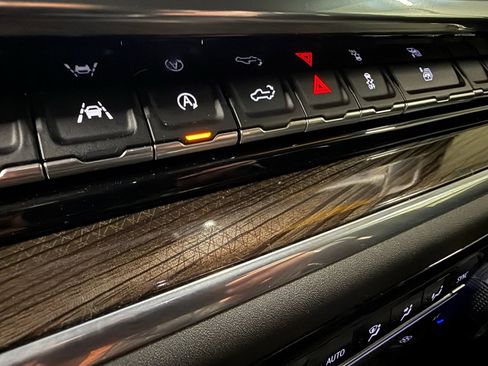 Certified 2022 Chevrolet Silverado 1500 LT image 38