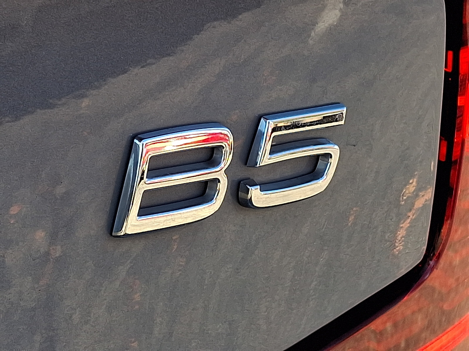 Used 2024 Volvo S60 B5 Core FWD image 30