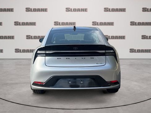 New 2026 Toyota Prius Plug-In Hybrid image 4