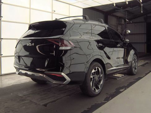 Used 2024 Kia Sportage SX image 6