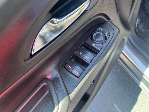 Certified 2023 Chevrolet Equinox LT AWD/4WD image 14