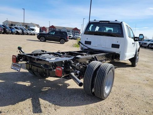 New 2026 Ford F550 4x4 SuperCab Super Duty image 3