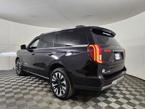 New 2026 Ford Expedition Platinum w/ Driver's Package image 5