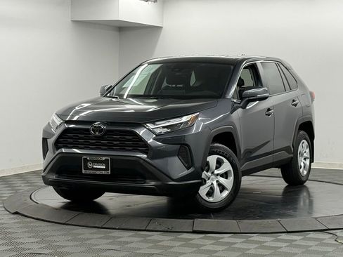 Used 2025 Toyota RAV4 LE image 2